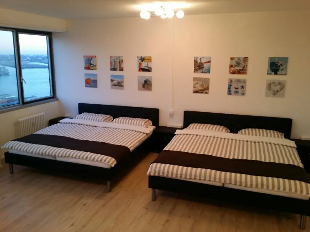 Skyline Riverside Apartment Amburgo Germania