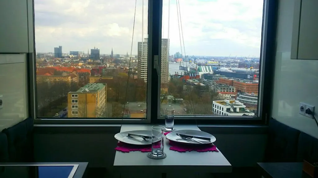 Skyline Riverside Apartment Hamburg
